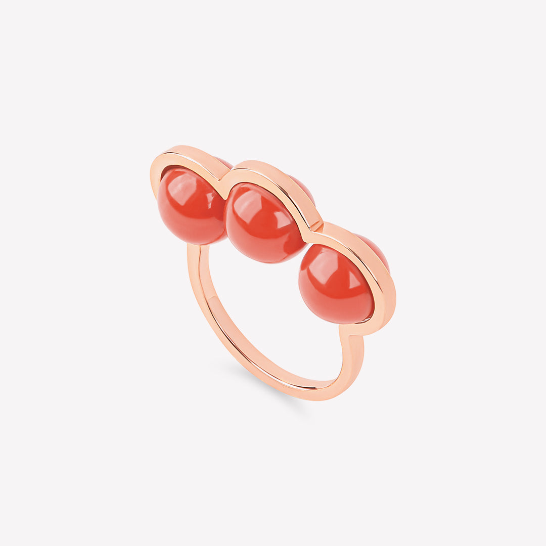 La Réserve - Bague en or jaune et perles corail