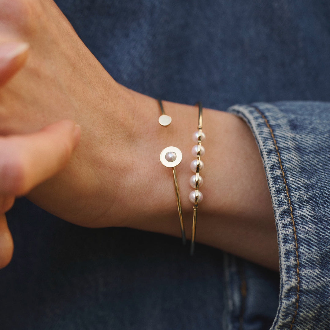 Pinède – Les Mugo – Duo bangle in yellow gold and white pearls