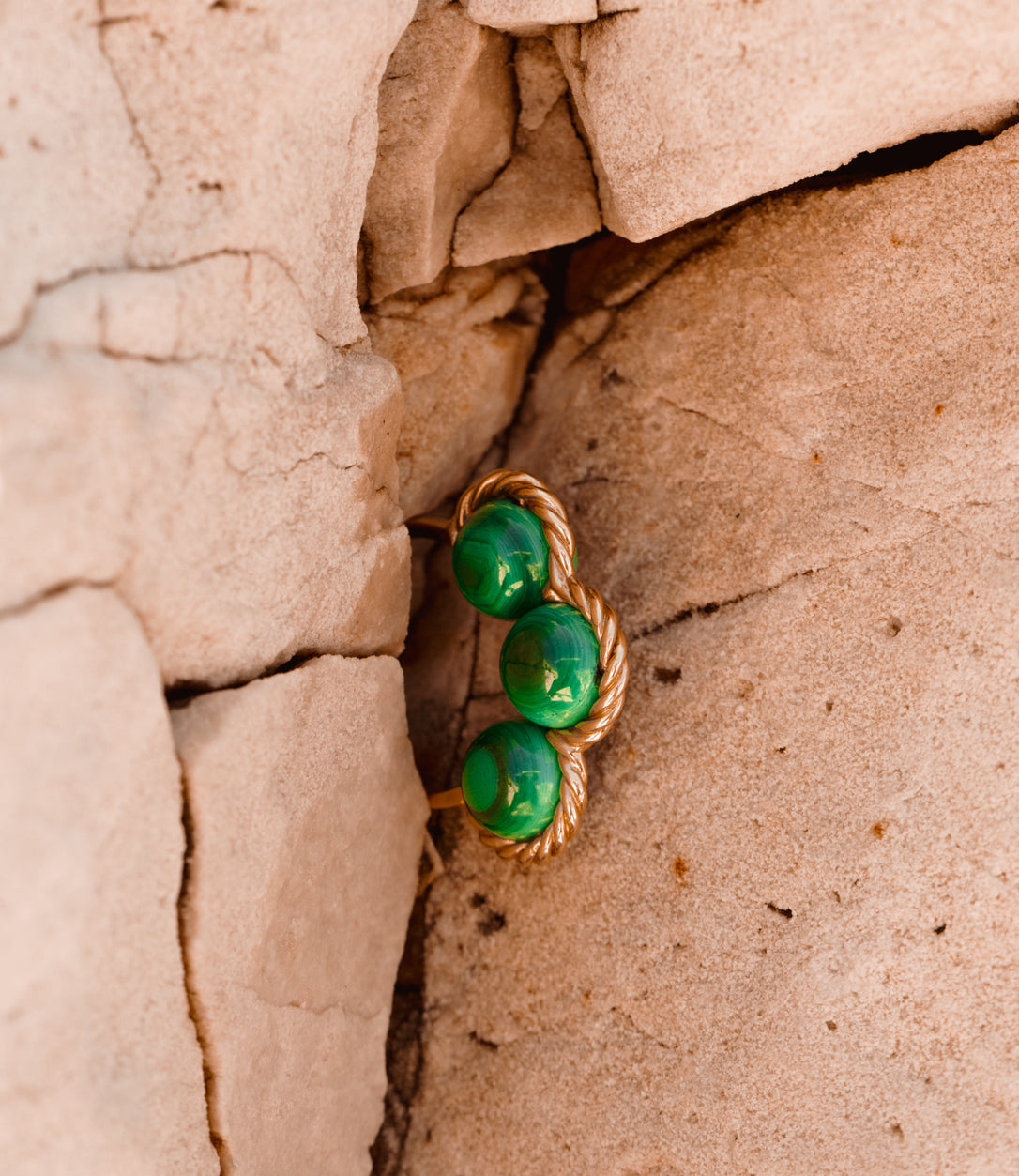 Riviera - Bague en or jaune et malachites