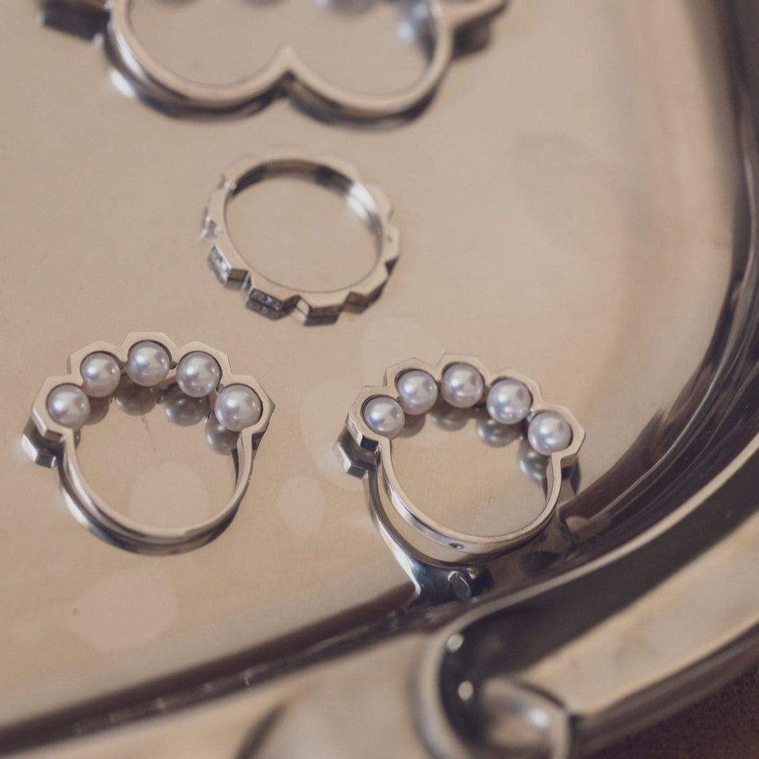 Alliance carrée en or 18 carats et diamants – Modèle homme