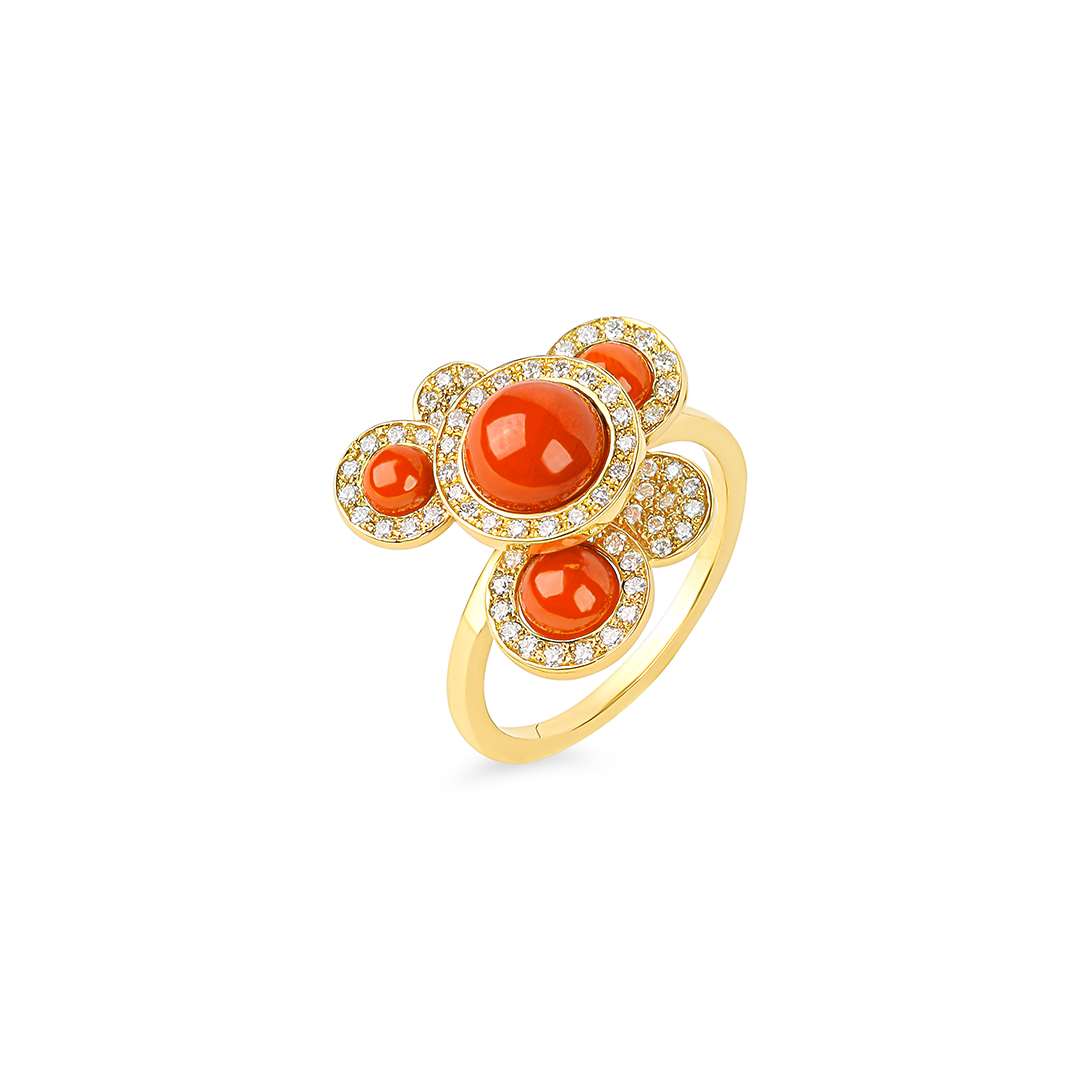 Pinède - Bague en or jaune et perles corail - Moyen modèle empierré
