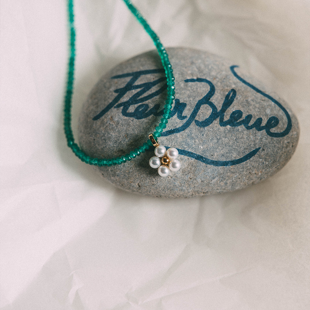 Pendentif Fleur Bleue en or et perles de culture