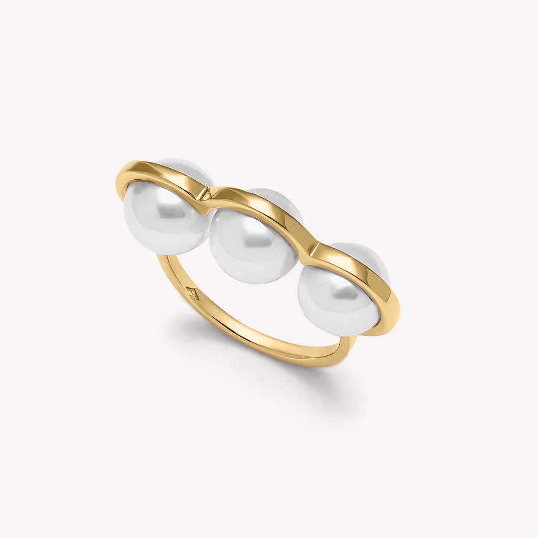La Réserve – Bague en or rose et perles blanches