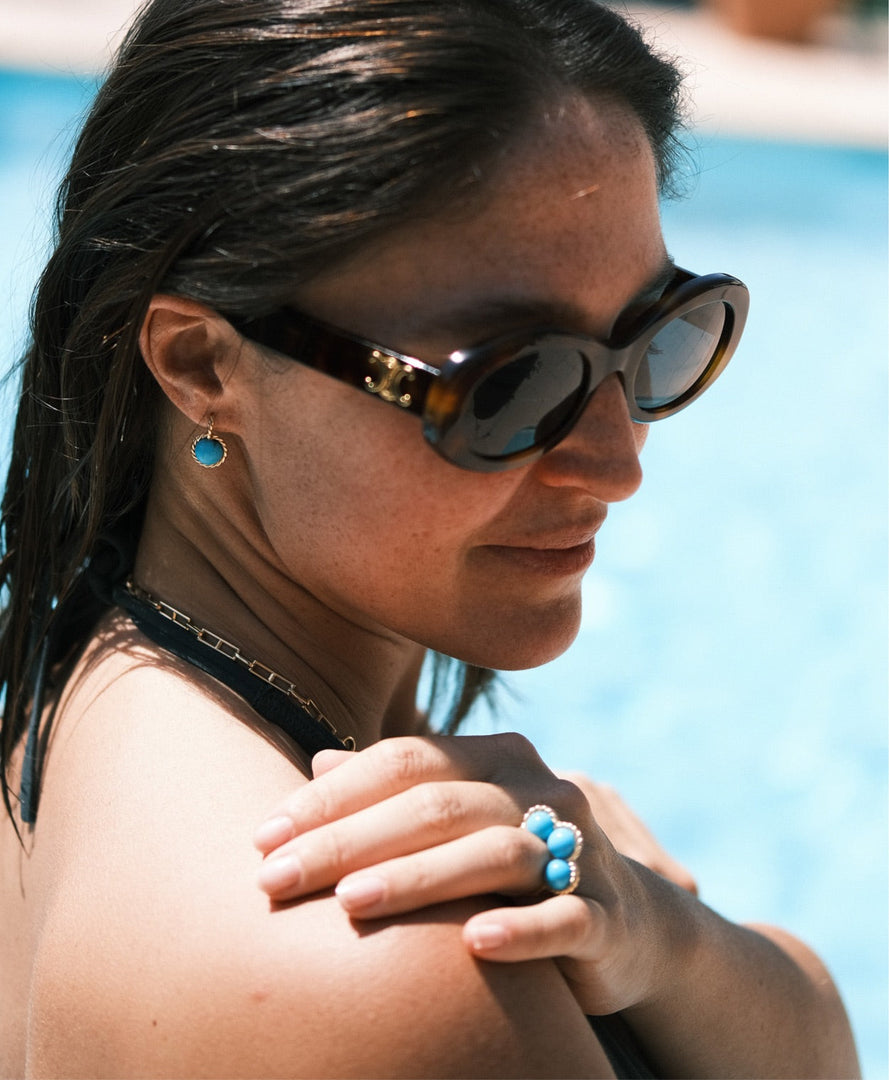 Riviera - Bague en or jaune et turquoises