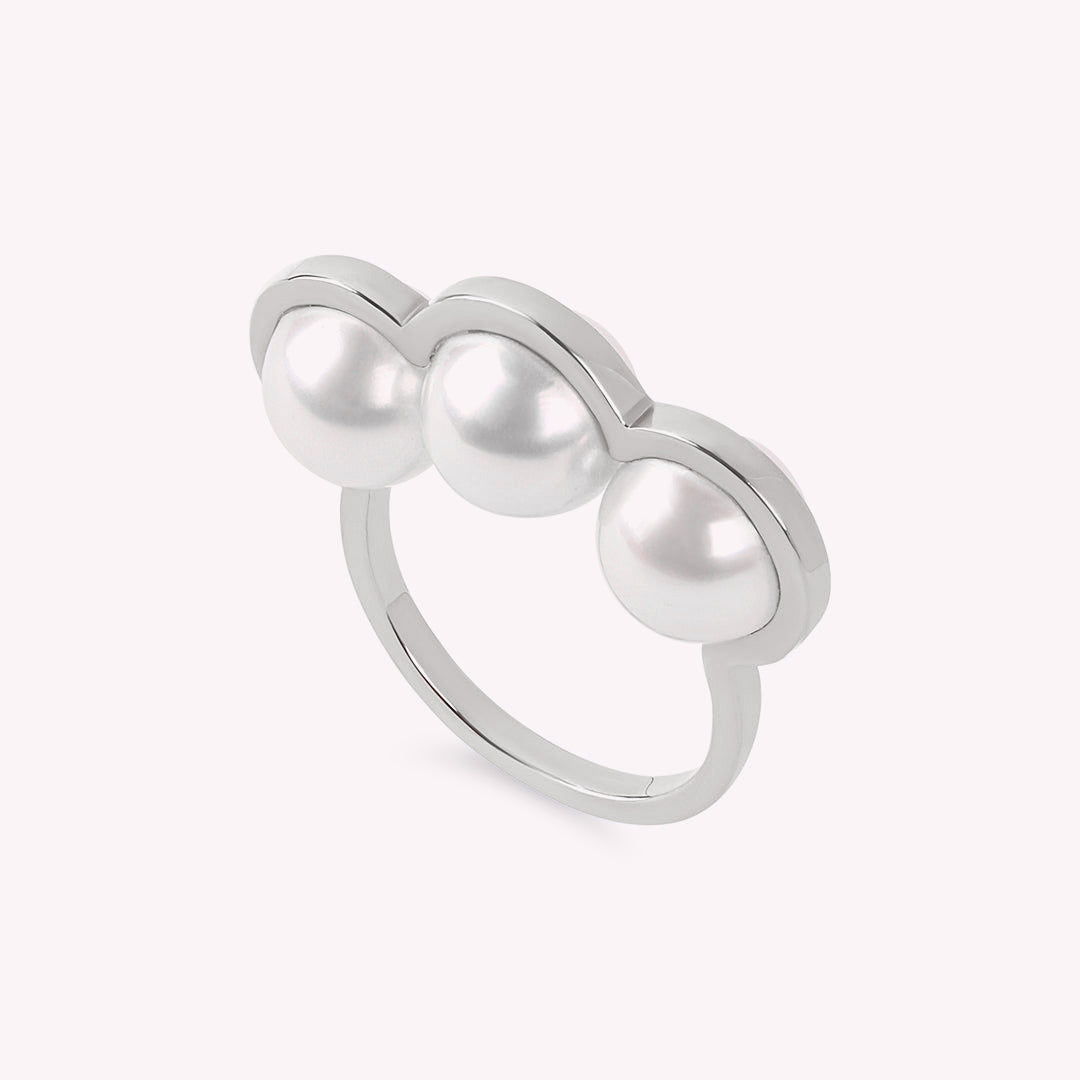 La Réserve - Bague en or jaune et perles blanches