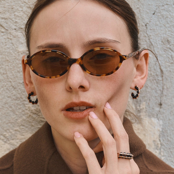 Coco Beach - Gold hoop earrings with diamonds and white cultured pearls - Sold individually