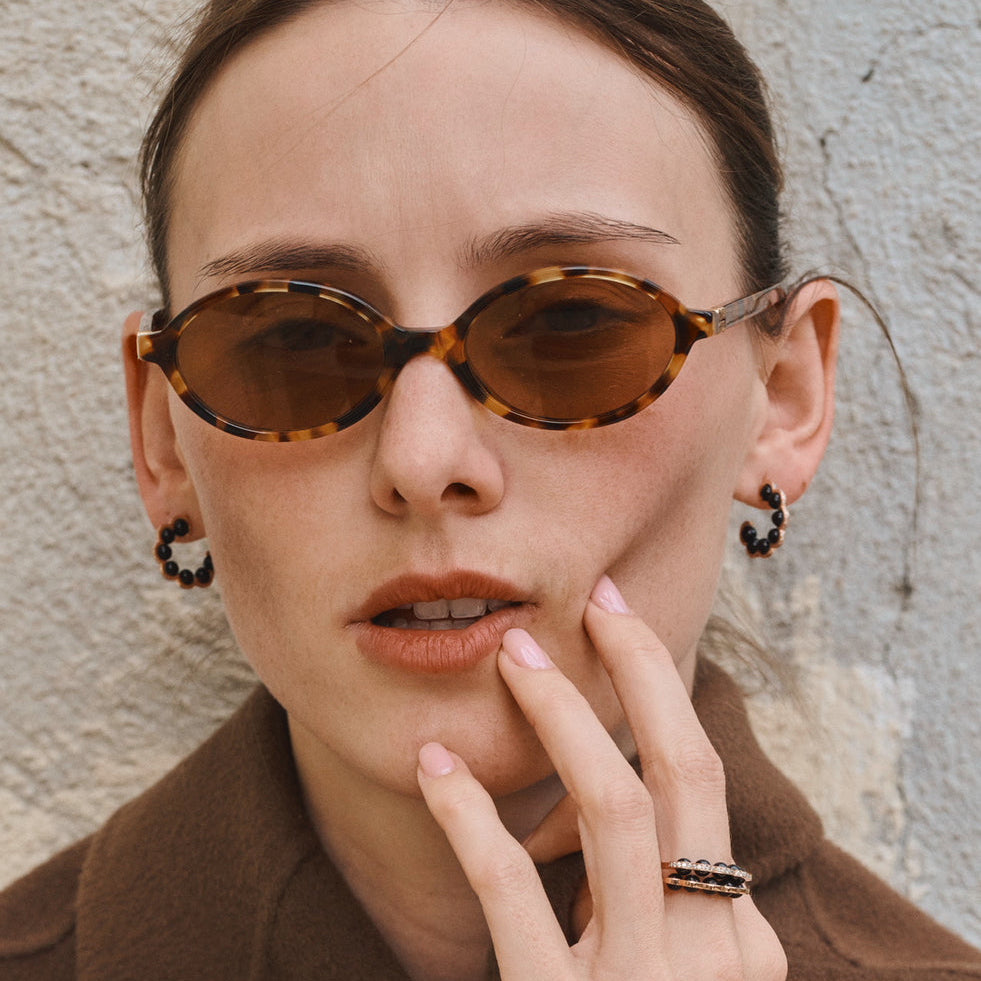 Coco Beach - Gold hoop earrings with diamonds and white cultured pearls - Sold individually