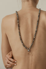 Charger l&#39;image dans la galerie, Le Plongeoir - Collier de perles de Tahiti - motif en or rose et diamants
