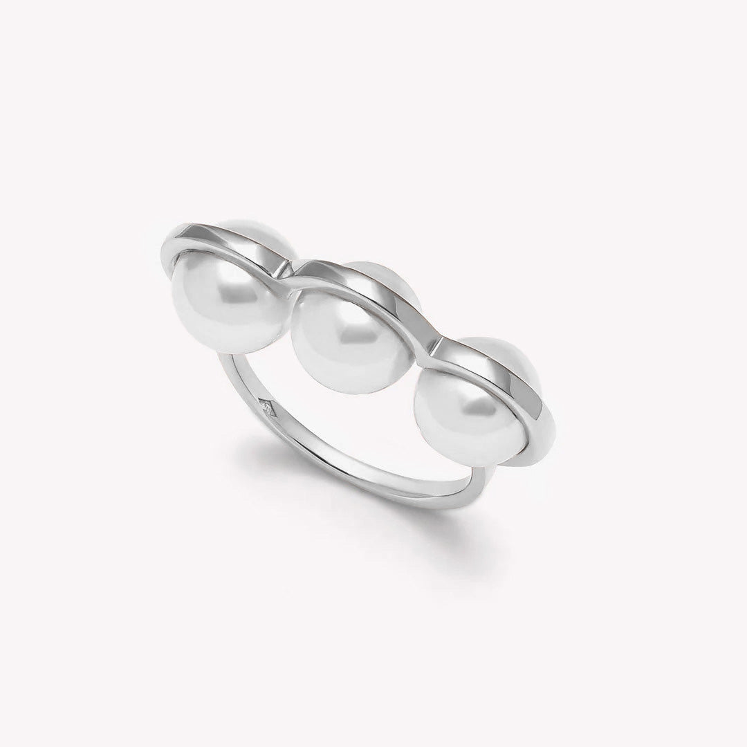La Réserve – Bague en or rose et perles blanches